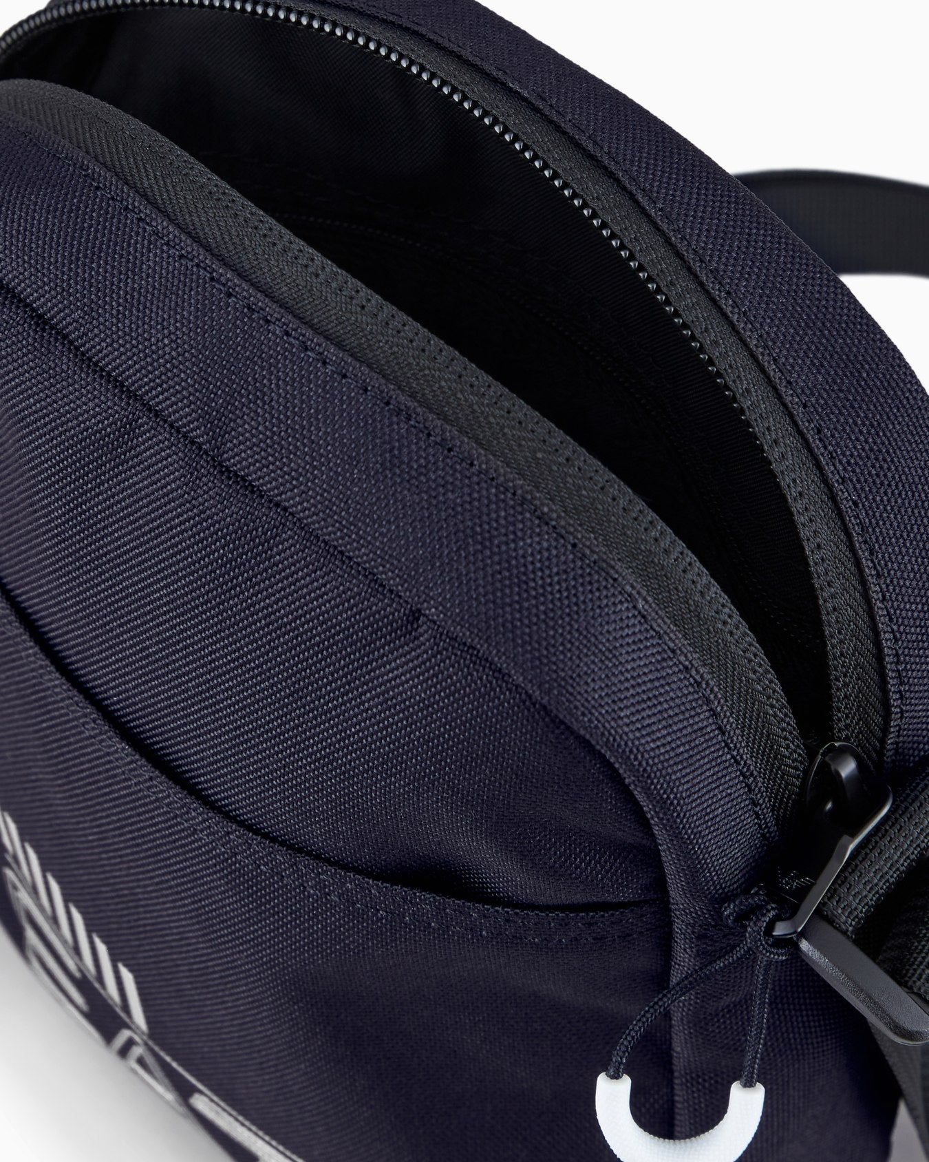 EA7 Emporio Armani Mens 245086 Woven Shoulder Bag - Navy/White