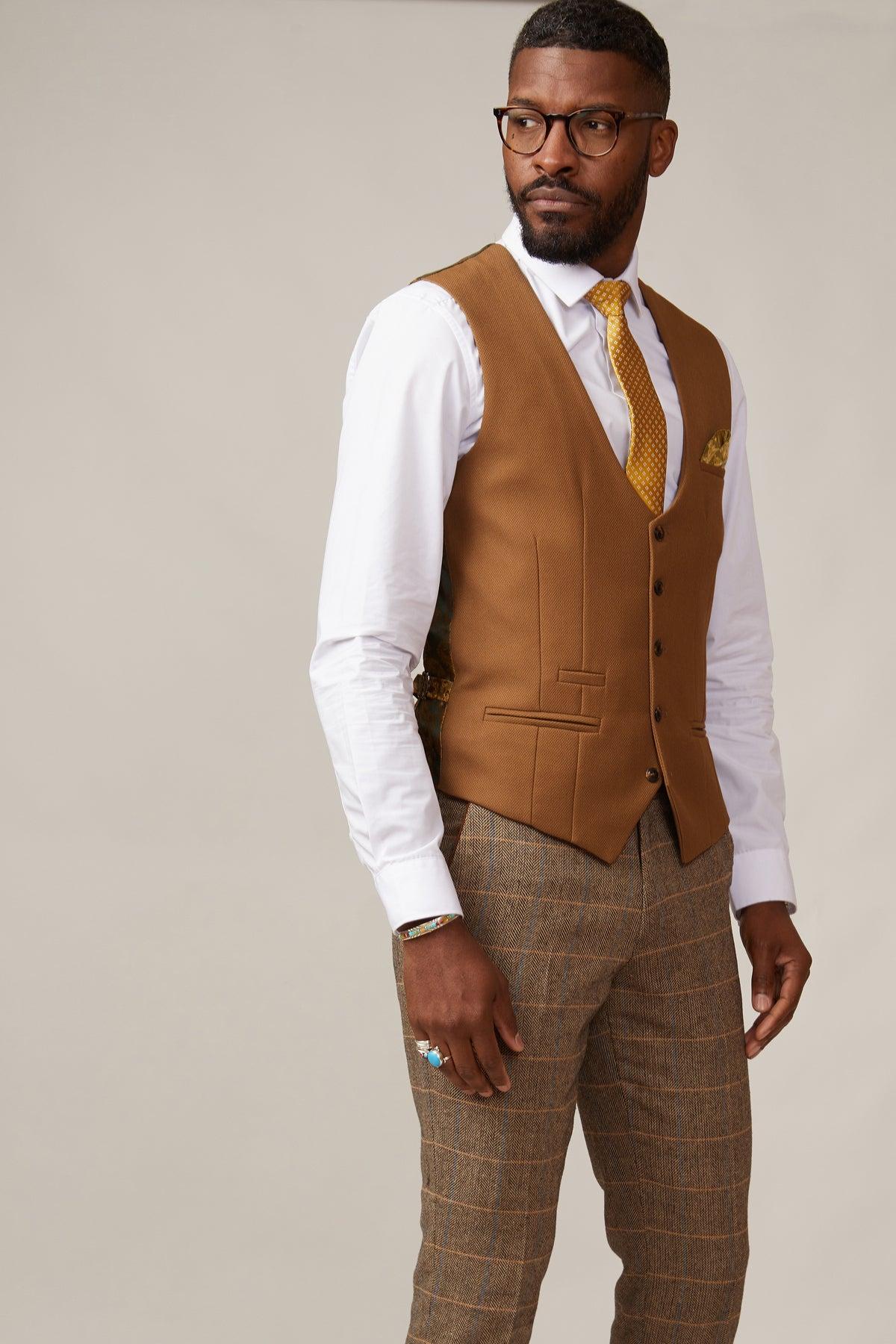 Marc Darcy Kelvin Single Breasted Waistcoat - Tan