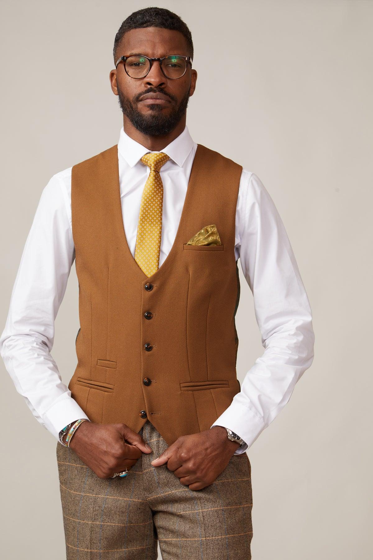 Marc Darcy Kelvin Single Breasted Waistcoat - Tan