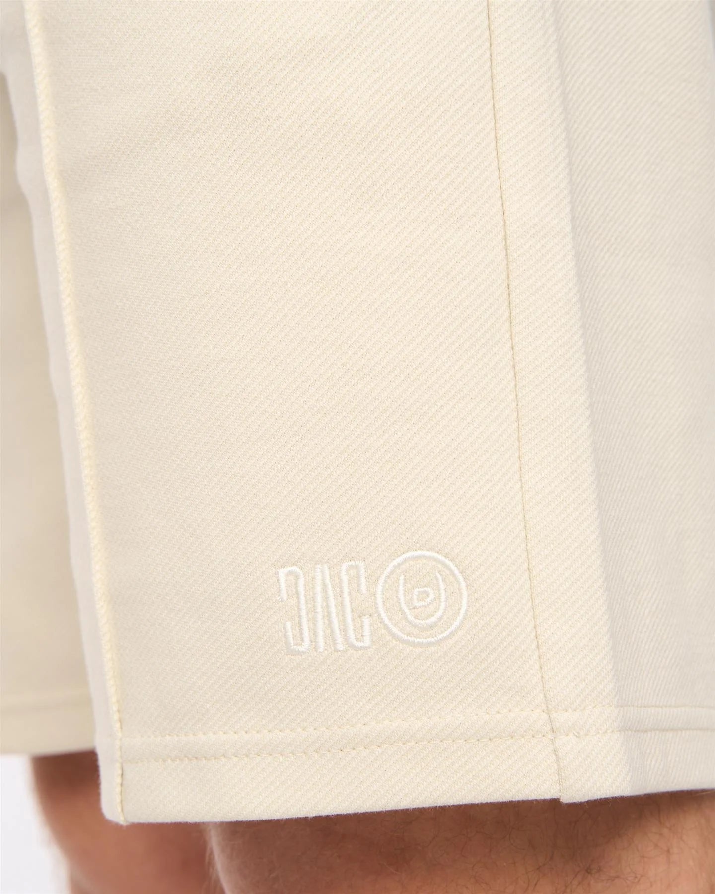 Duck & Cover Sherborn Shorts