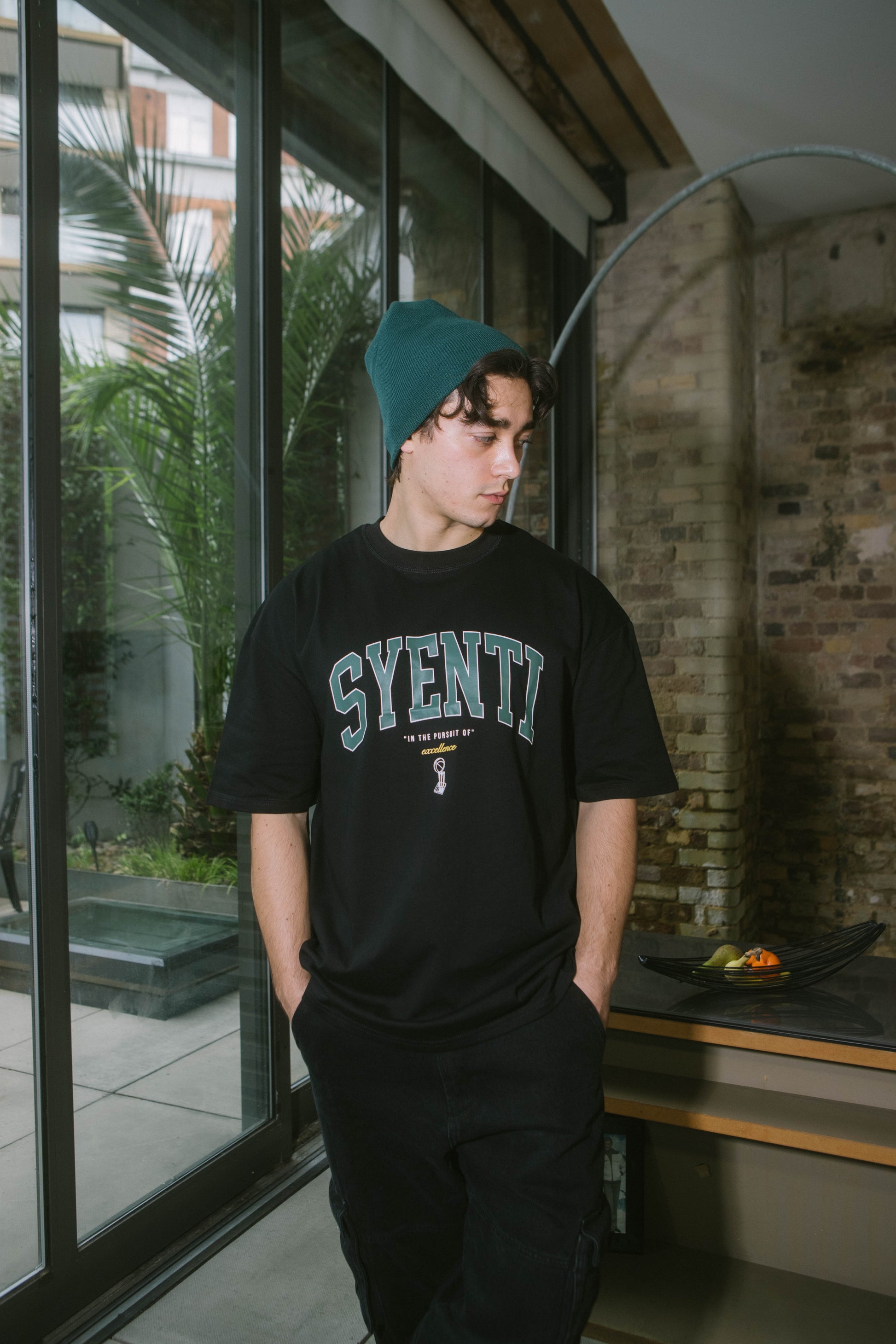 Syenti Varsity Logo T-Shirt - Black