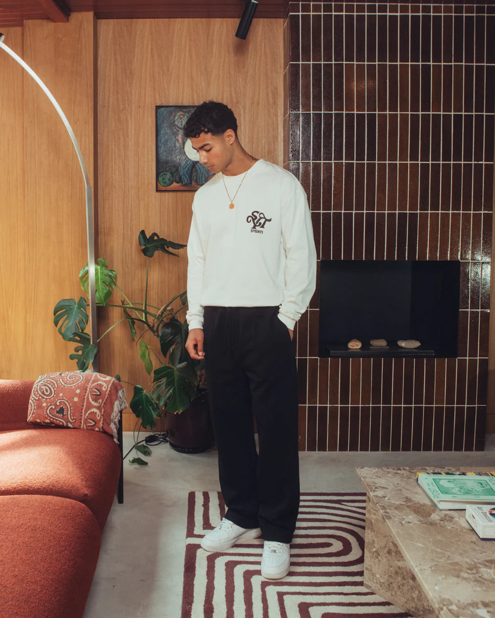 Syenti Emblem Long Sleeve T-Shirt Black