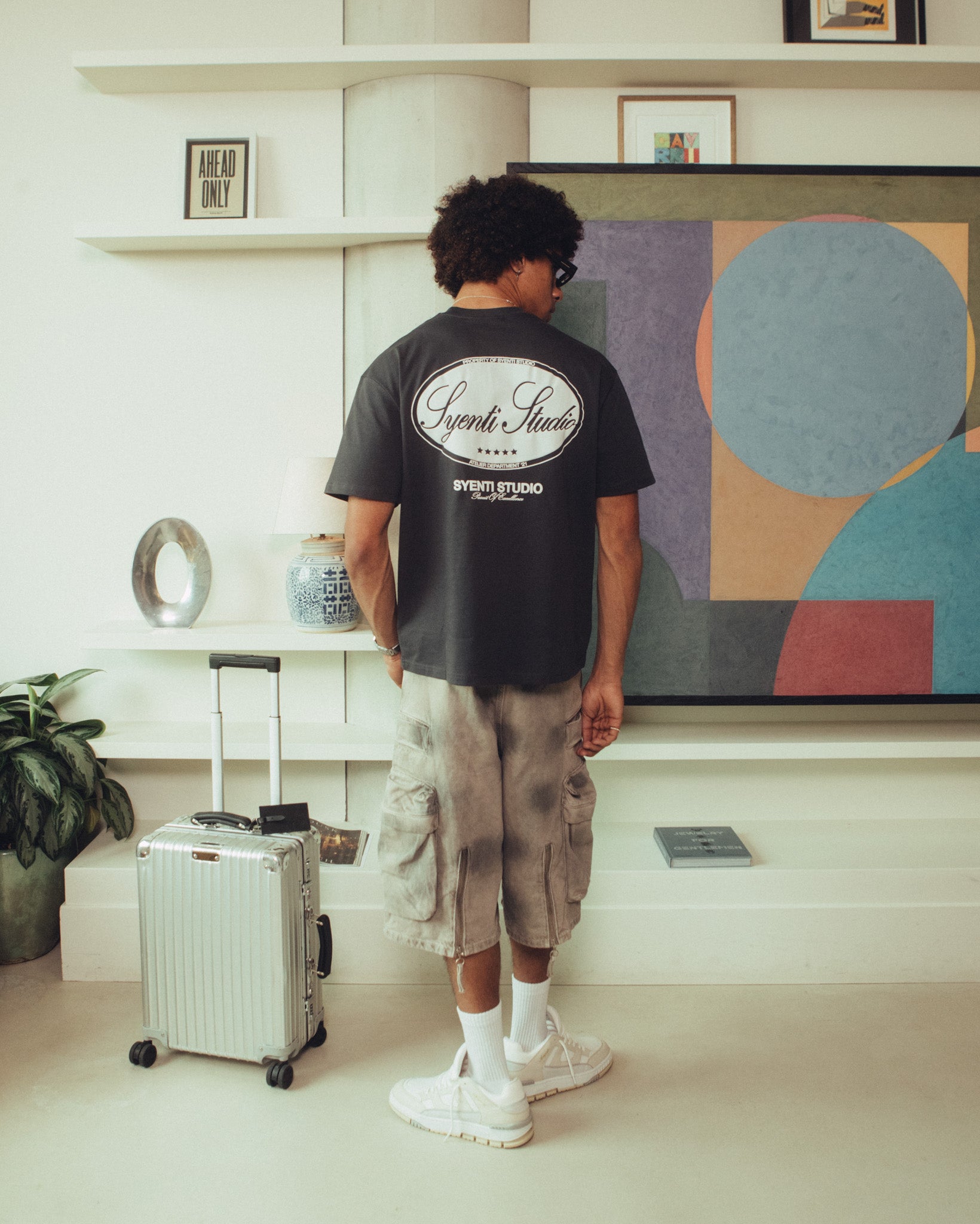 Syenti Studio T-Shirt - Off Black