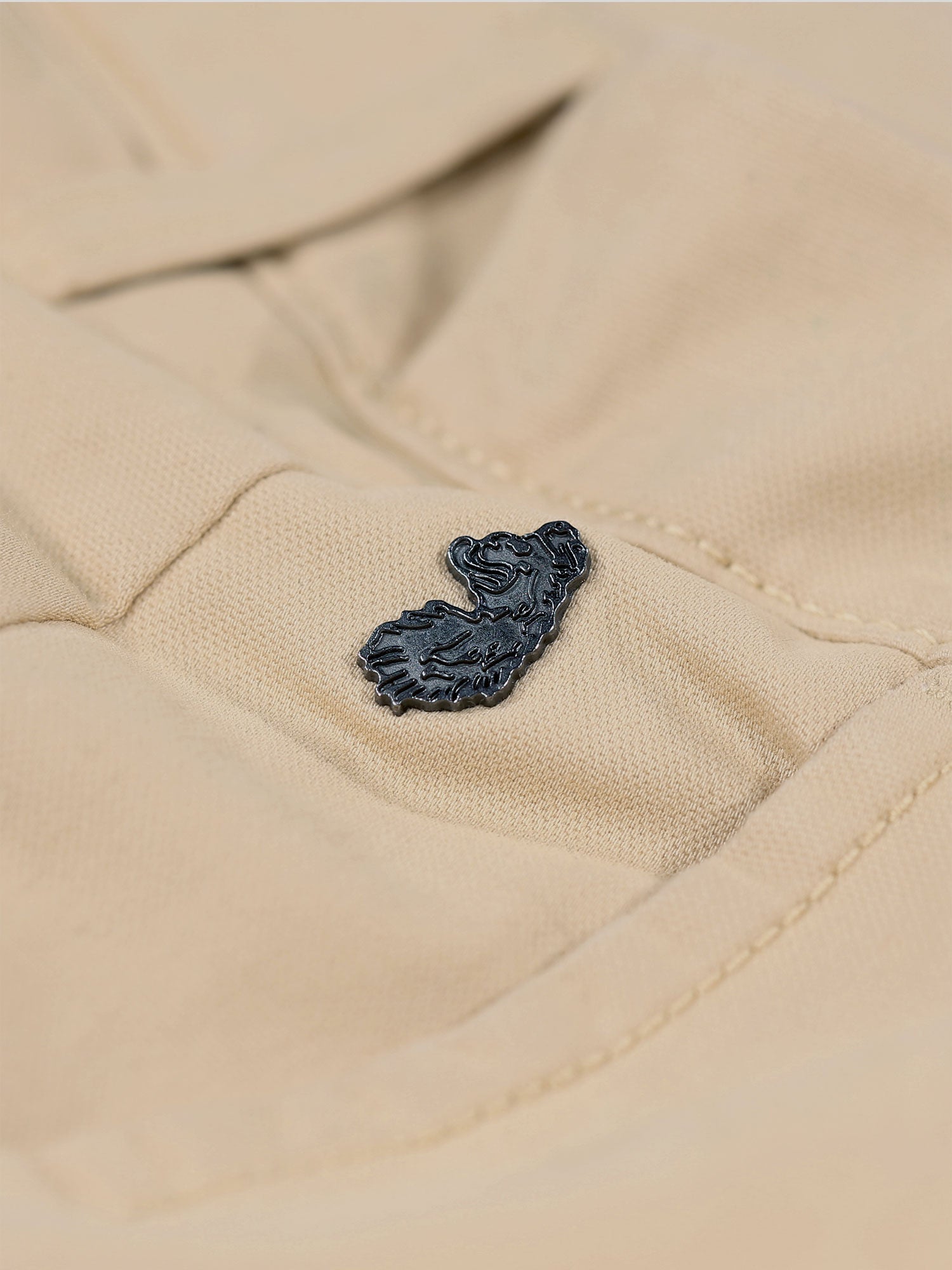 Luke 1977 M650402 Alpa Smart Chino Stone
