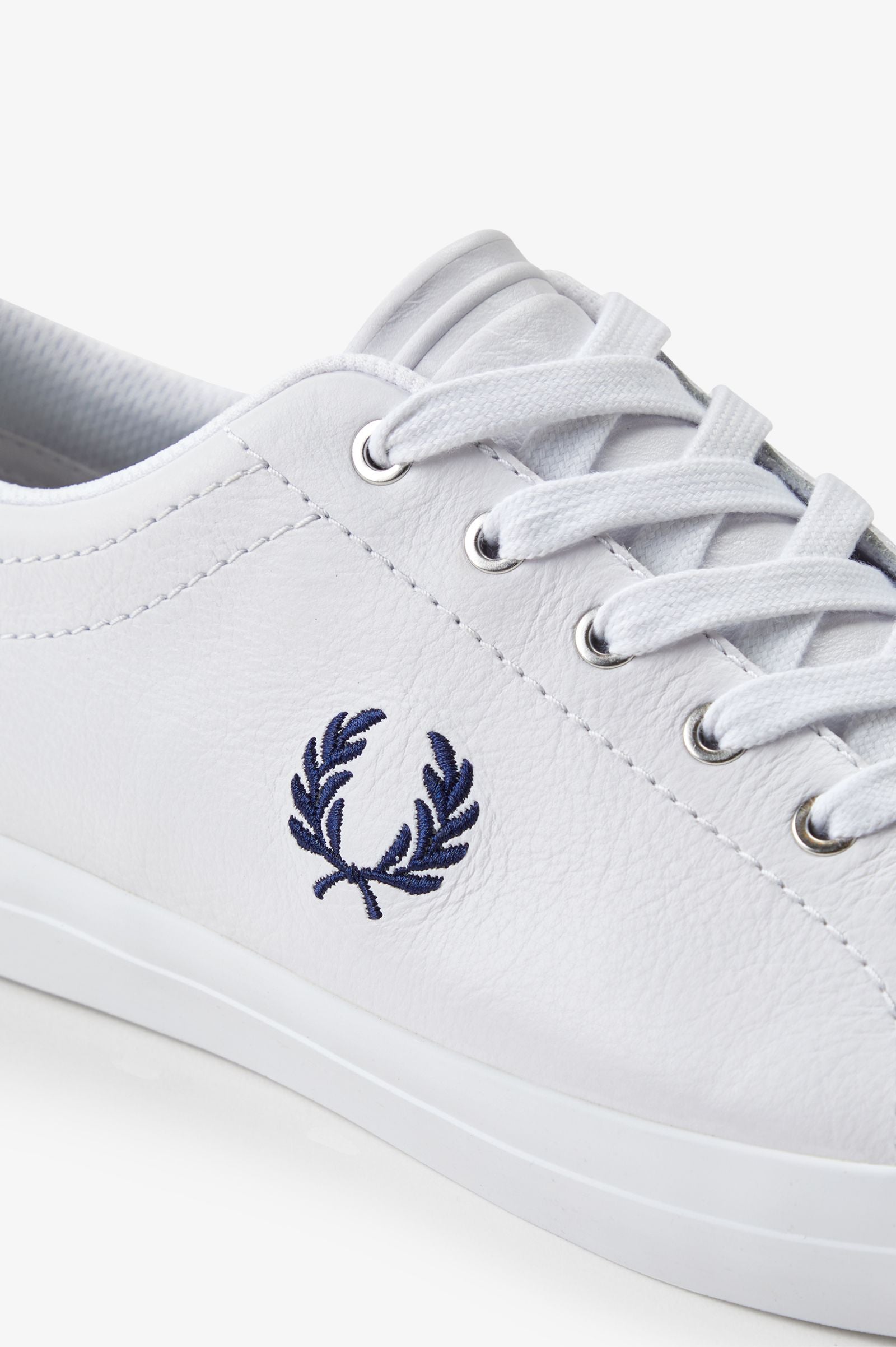 Fred Perry B7311 Baseline Leather Trainer - 200 White