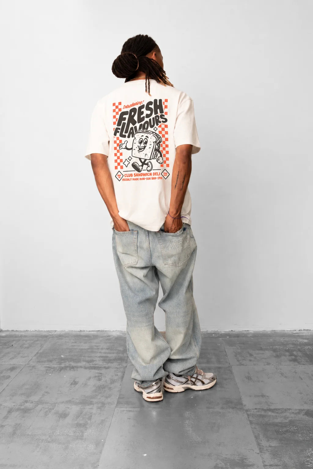 Fresh Flavours Deli T-Shirt - Ecru