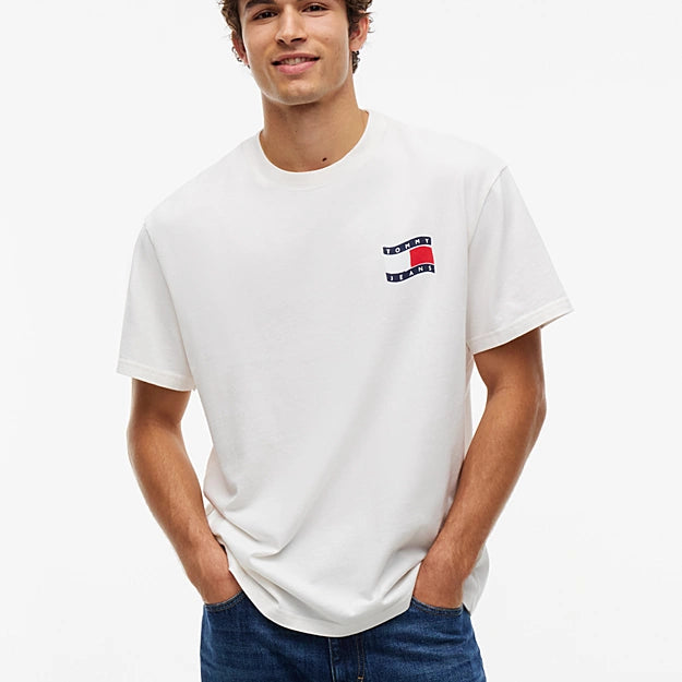 Tommy Jeans DM0DM23559YBH TJM Relaxed Wavy Flag T-Shirt - Off White