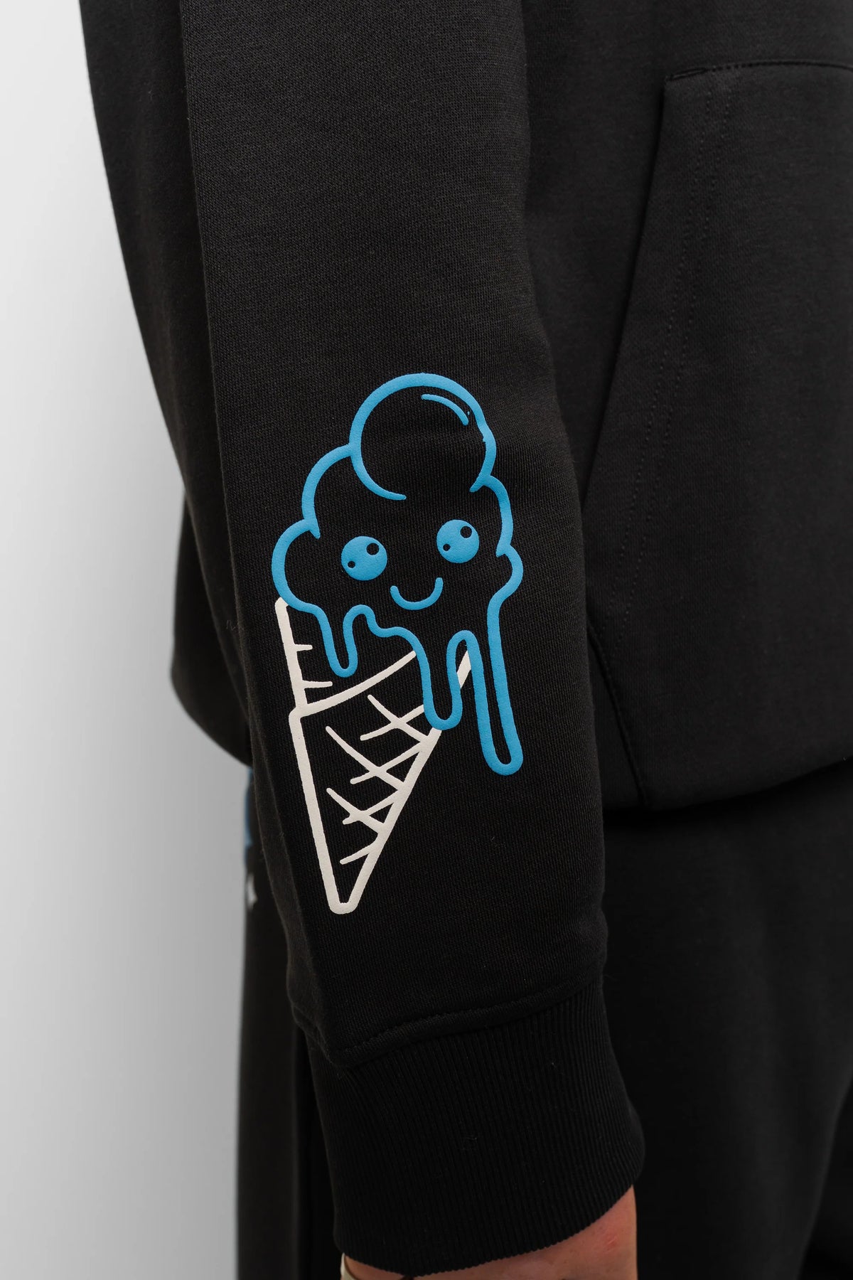 Fresh Flavours Hoodie - Black
