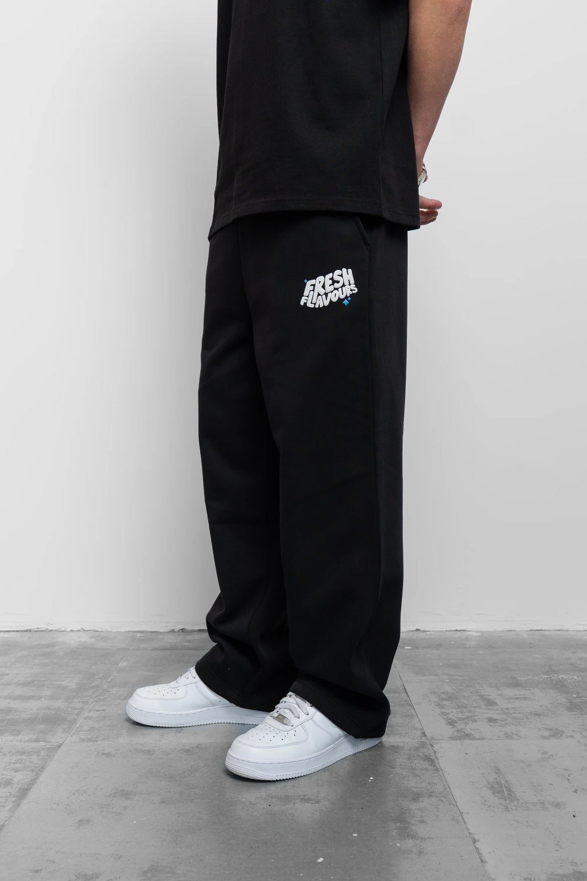 Fresh Flavours Joggers - Black