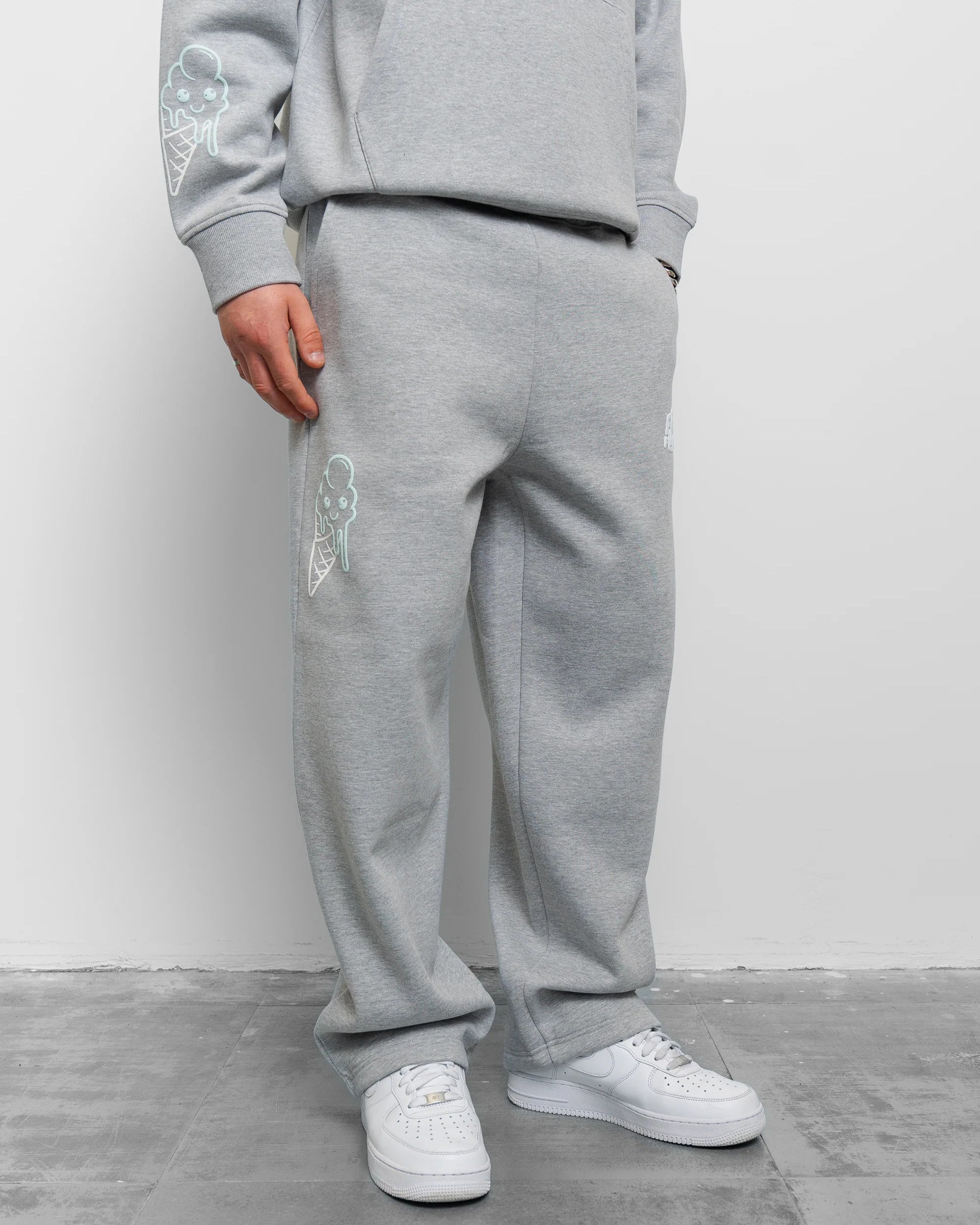Fresh Flavours Rise Joggers - Light Grey