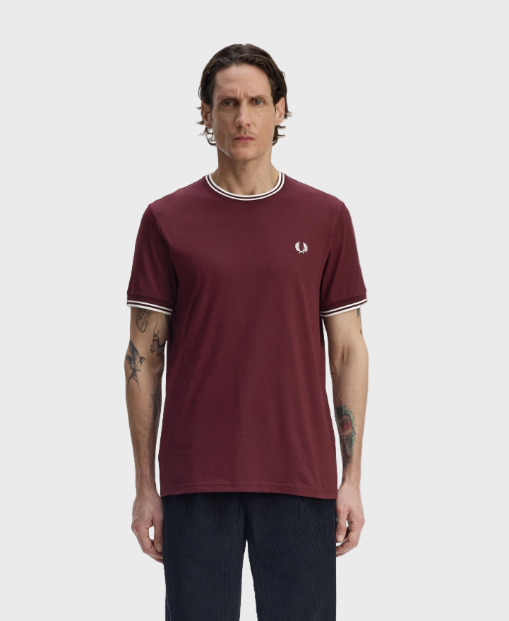 Fred Perry M1588V Twin Tipped T-Shirt - 64A Oxblood/Ecru