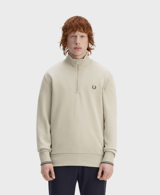 Fred Perry M3574 Half Zip Sweatshirt - 50A Warm Oat/Court Green/Bunrt Tobacco