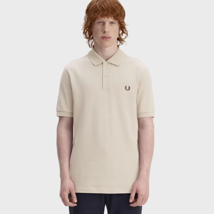 Fred Perry M6000 The Fred Perry Polo Shirt - Z87 Warm Oat/Burnt Tobacco