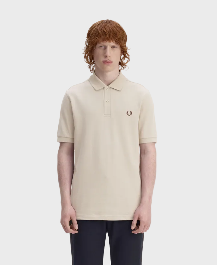Fred Perry M6000 The Fred Perry Polo Shirt - Z87 Warm Oat/Burnt Tobacco