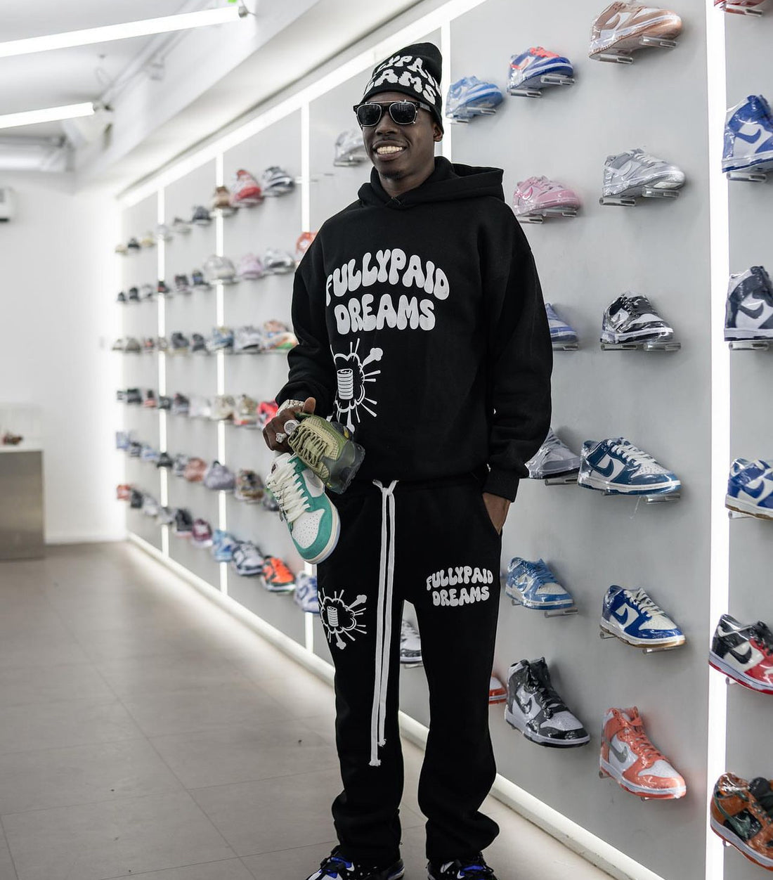 Fully Paid Dreams Hoodie Black/White