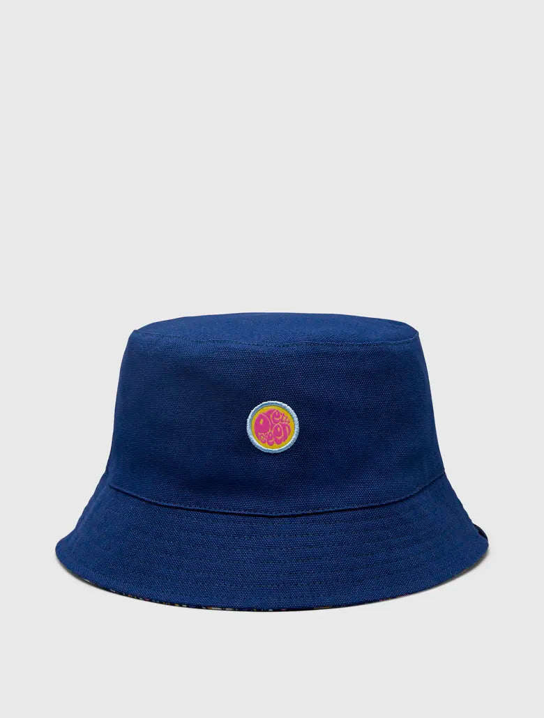 Pretty green bucket hat blue shop