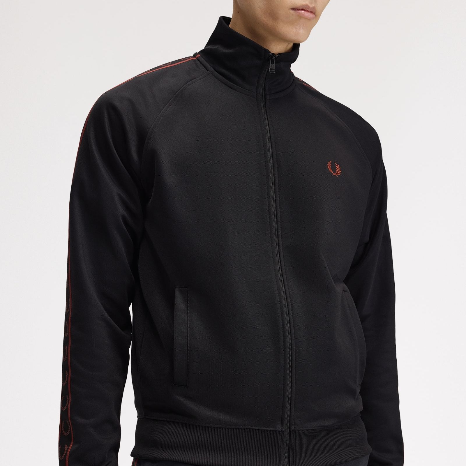 Fred Perry J5557 Contrast Tape Jacket 220 - Black