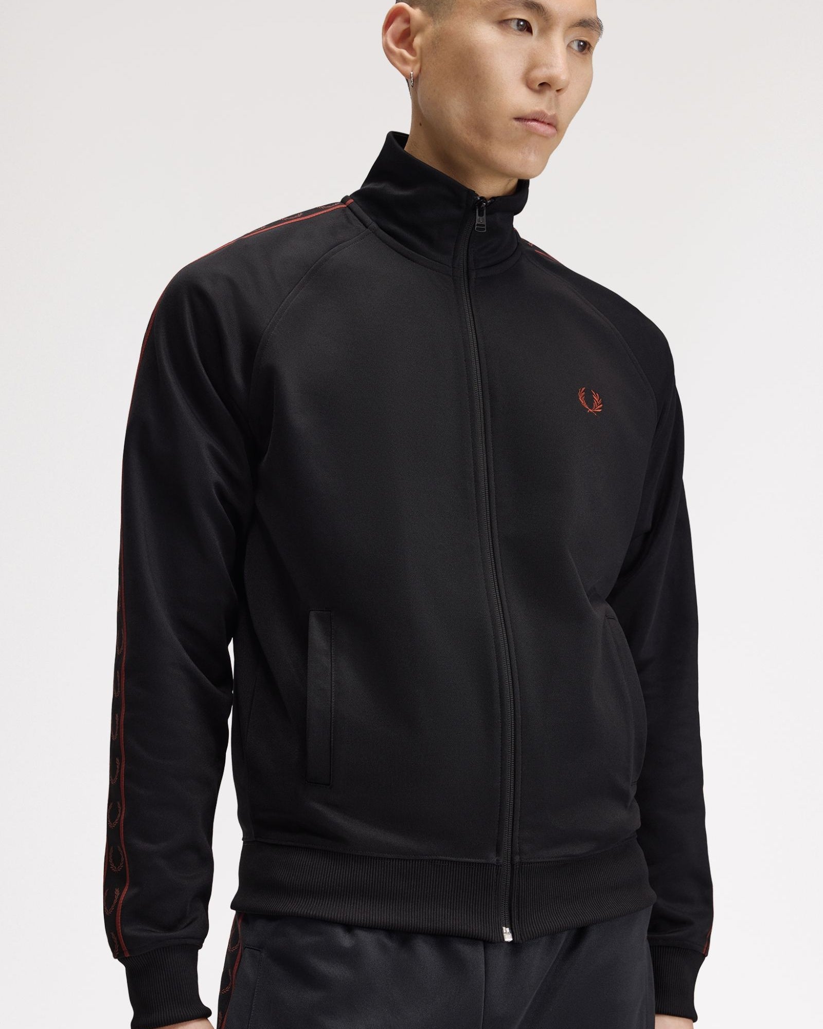 Fred Perry J5557 Contrast Tape Jacket 220 - Black