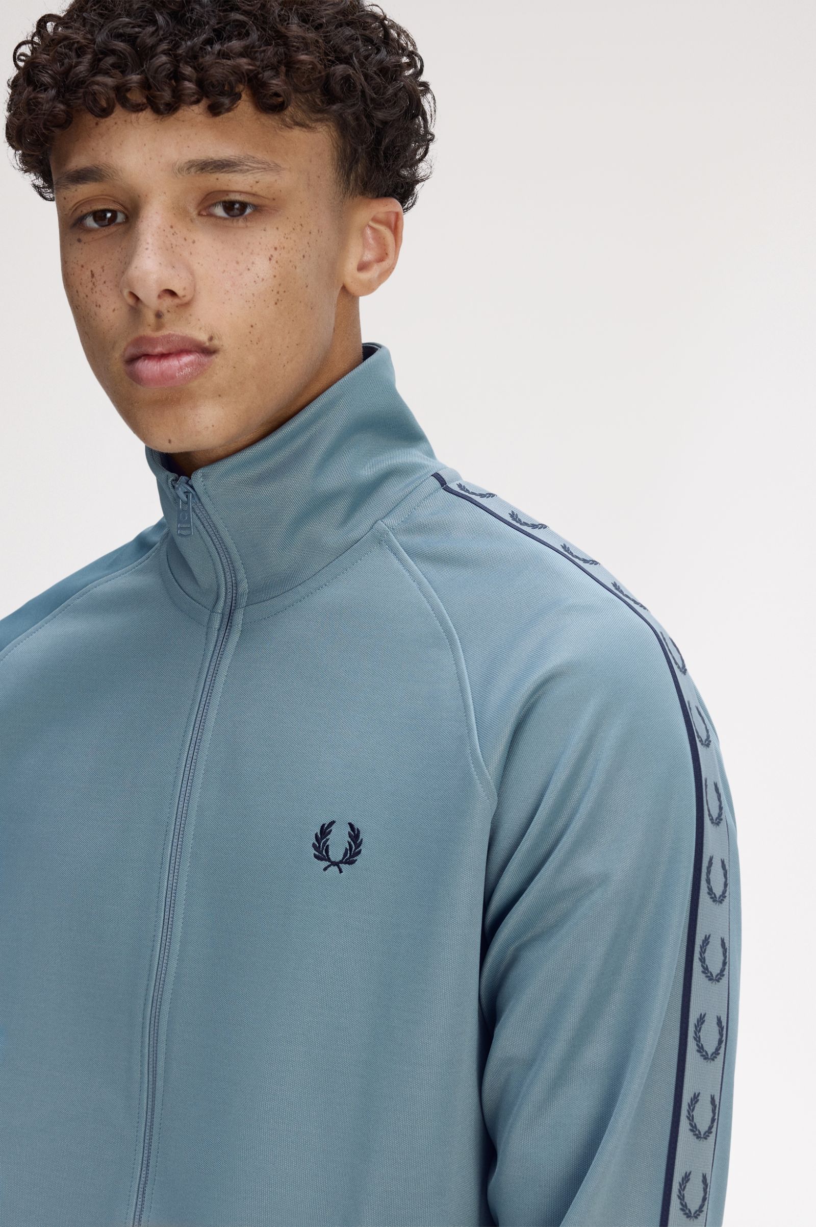 Fred Perry J5557 Contrast Tape Track Jacket - Z56 Stockport Blue/Navy