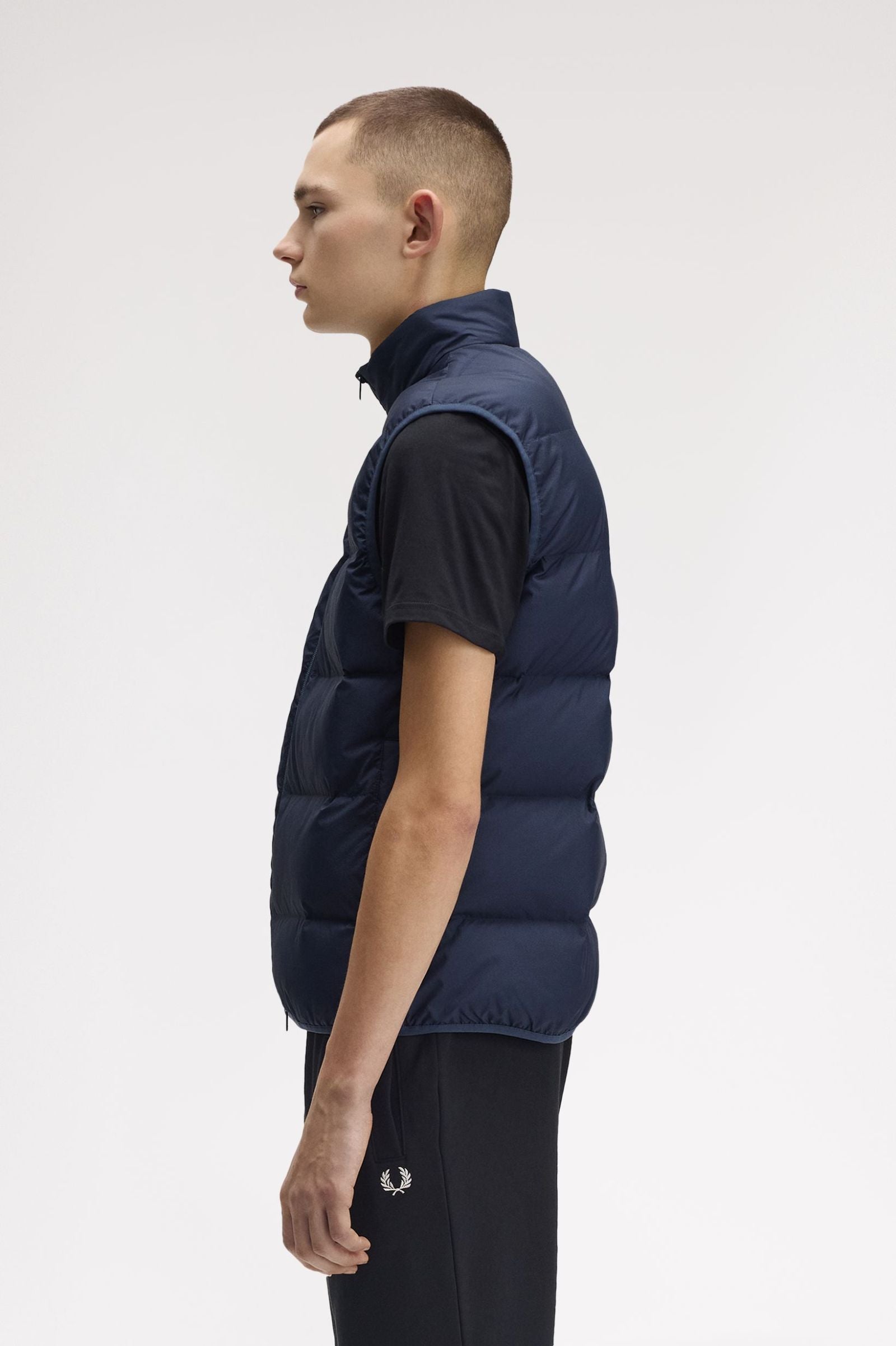 Fred Perry J8522 Insulated Gilet 738 Dark Airforce