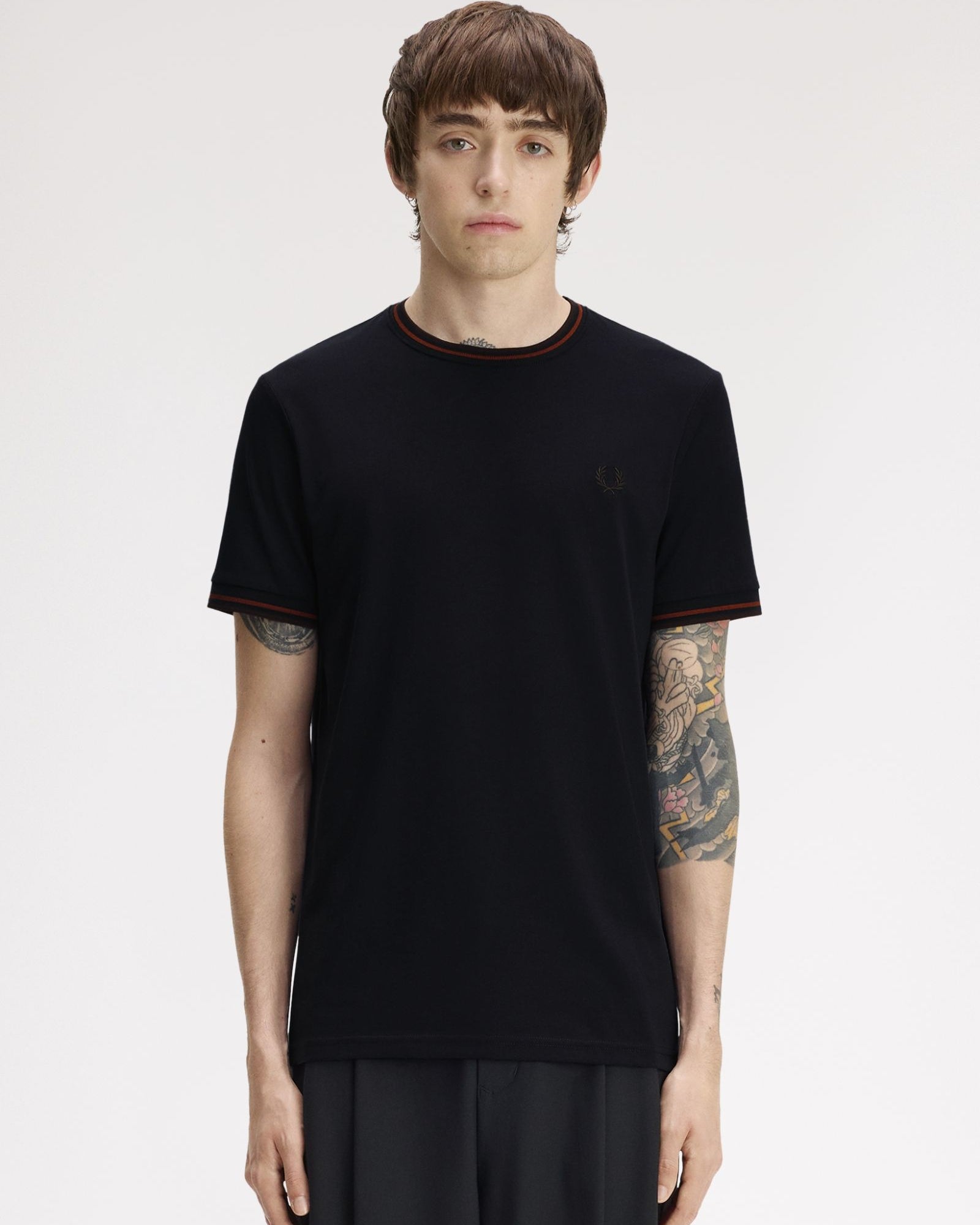 Fred Perry M1588V Twin Tipped T-Shirt 75C - Navy/Brandy/Rich Bran