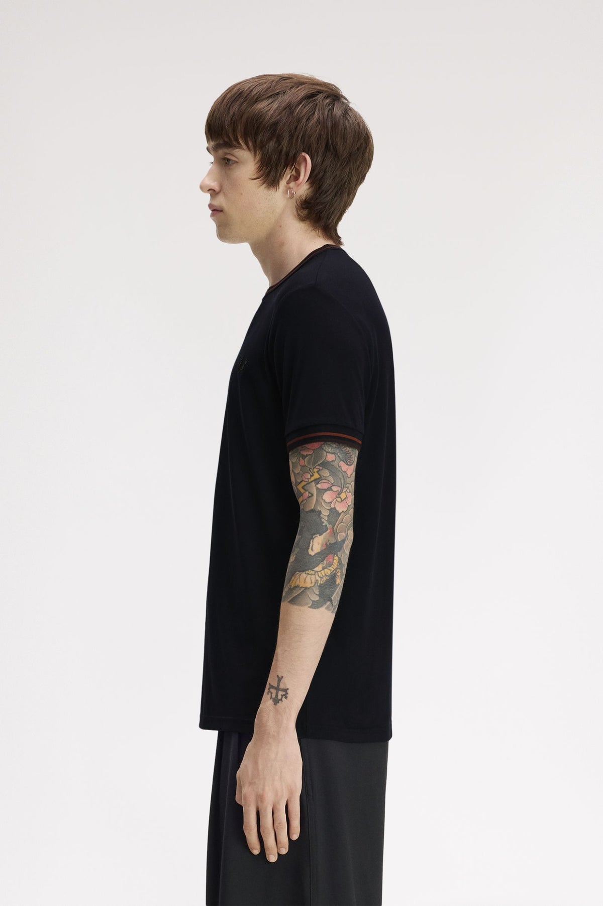 Fred Perry M1588V Twin Tipped T-Shirt 75C - Navy/Brandy/Rich Bran