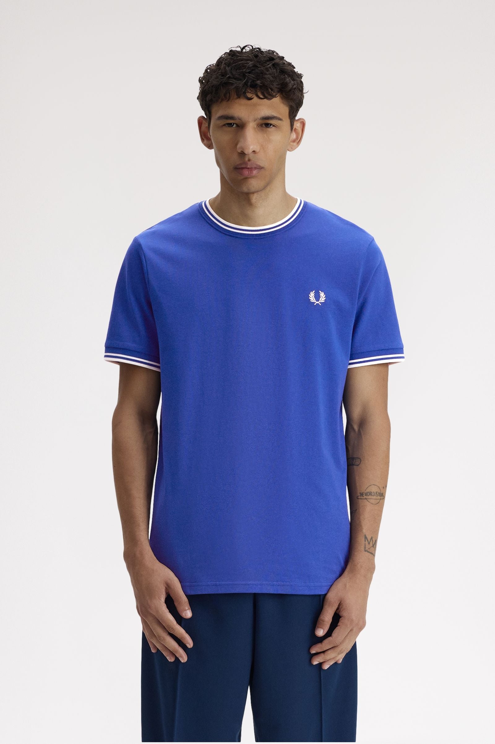 Fred Perry M1588V Tipped T-Shirt 99A - SOHOE/SNWHT