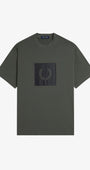 Fred Perry M2404 Box Graphic T-Shirt 638 - Field Green