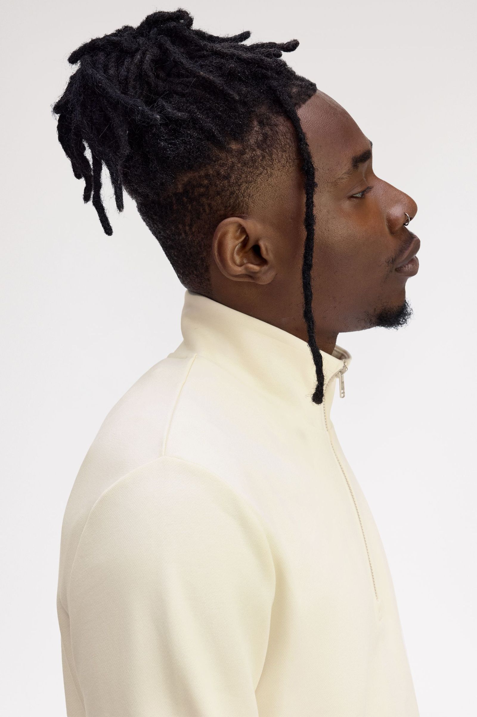 Fred Perry M3574 Half Zip Sweatshirt Z46 Ecru