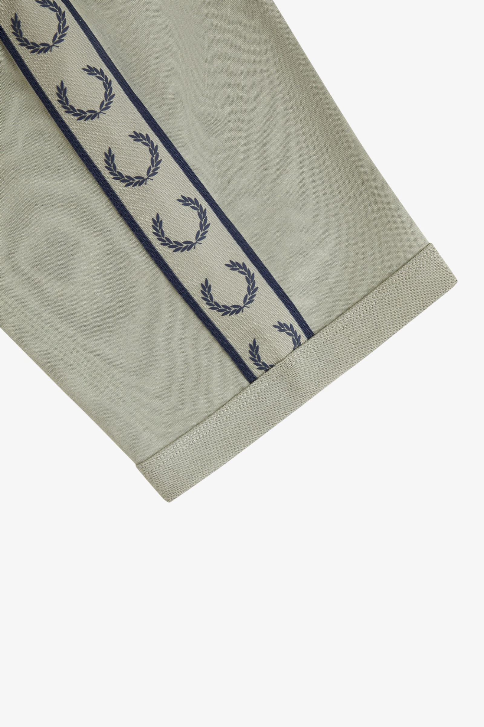 Fred Perry M4613 Contrast Tape Ringer T-Shirt 33B - Seagrass/Navy
