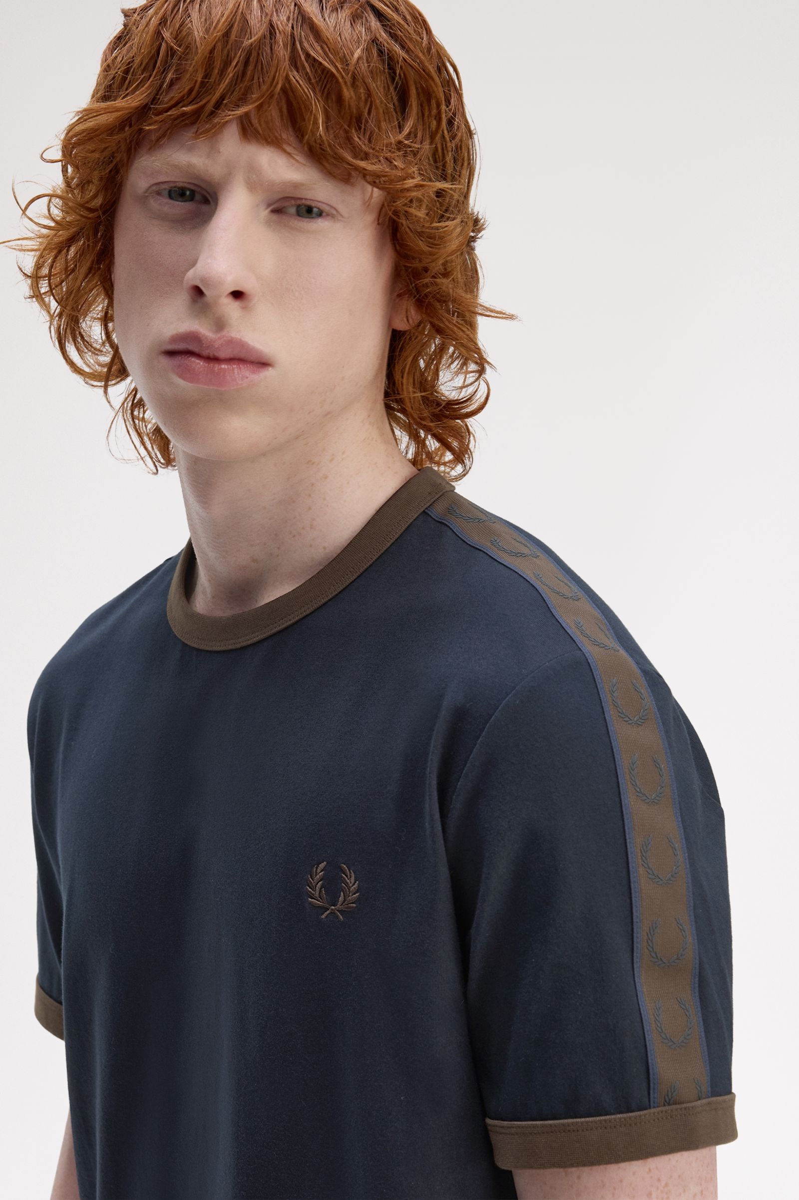 Fred Perry M4613 Contrast Tape Ringer T-Shirt - 40A Navy/Burnt Tobacco