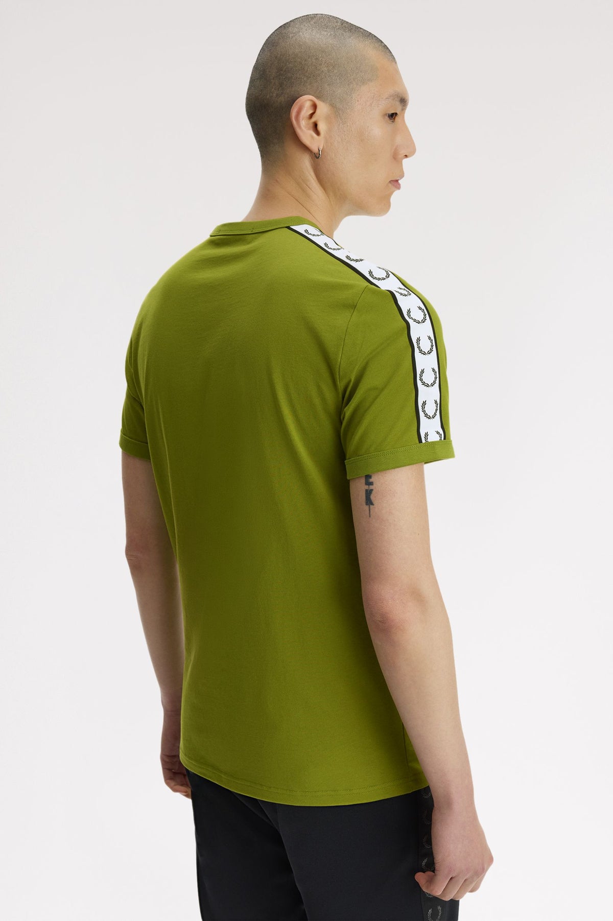 Fred Perry M4613 Contrast Tape Ringer T-Shirt 60C - Apple