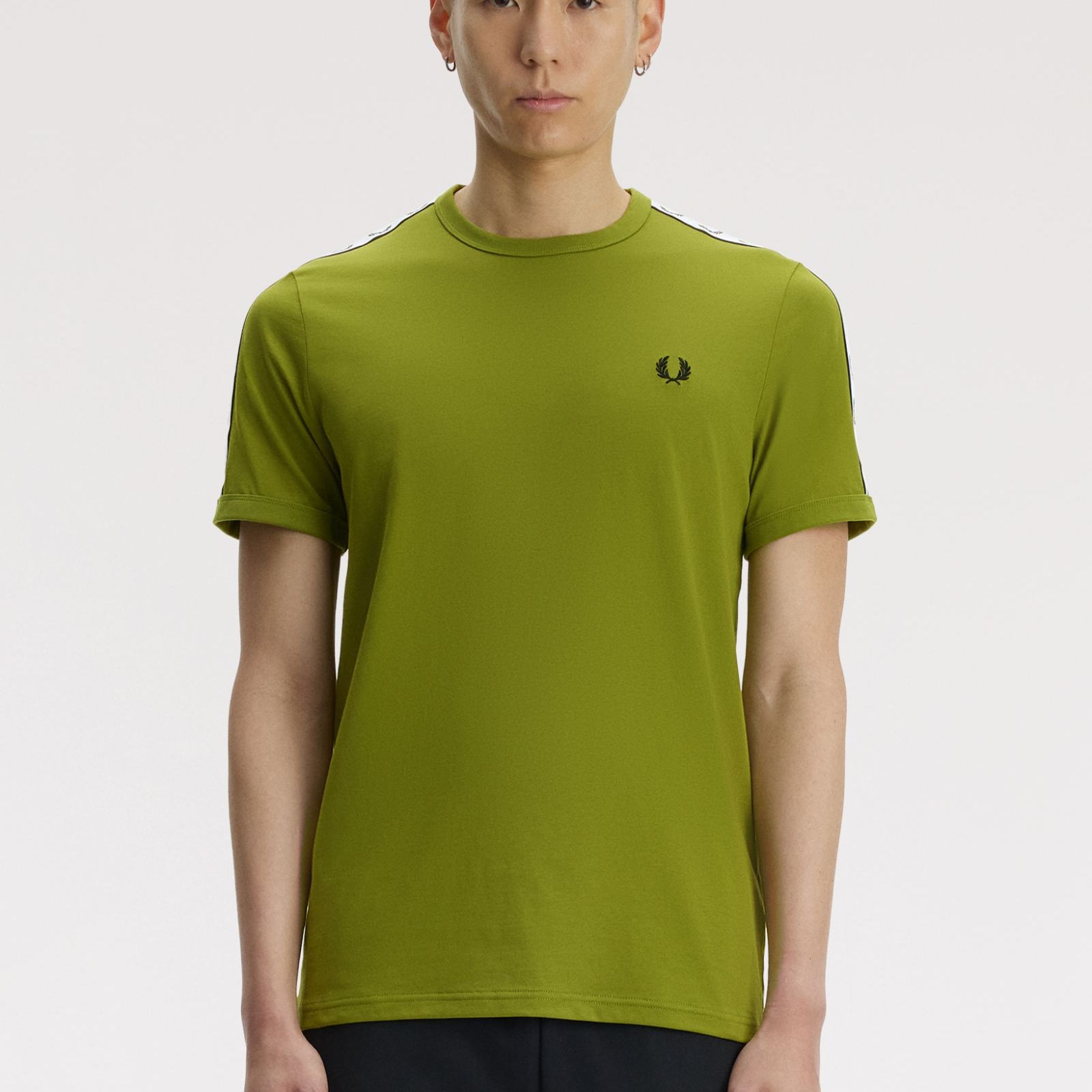Fred Perry M4613 Contrast Tape Ringer T-Shirt 60C - Apple