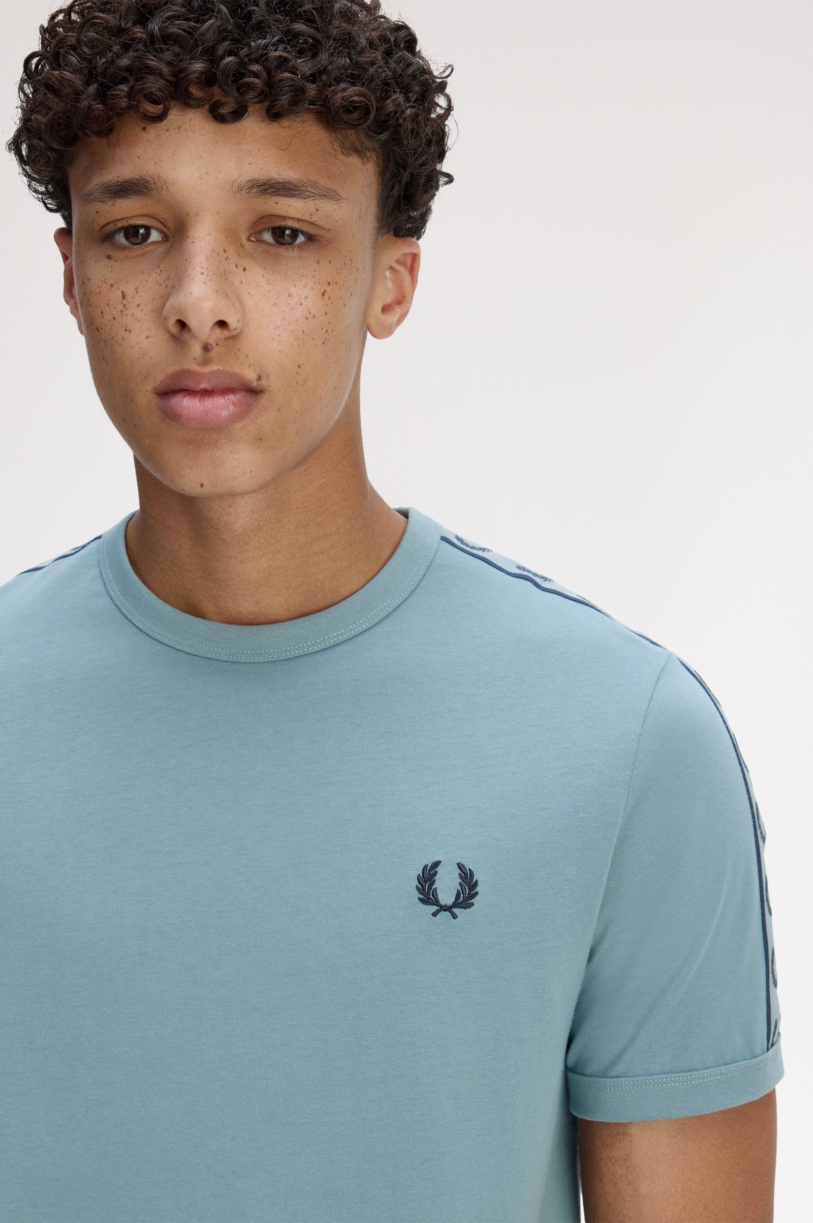 Fred Perry M4613 Contrast Tape Ringer T-Shirt - Z76 Stockport Blue/Navy