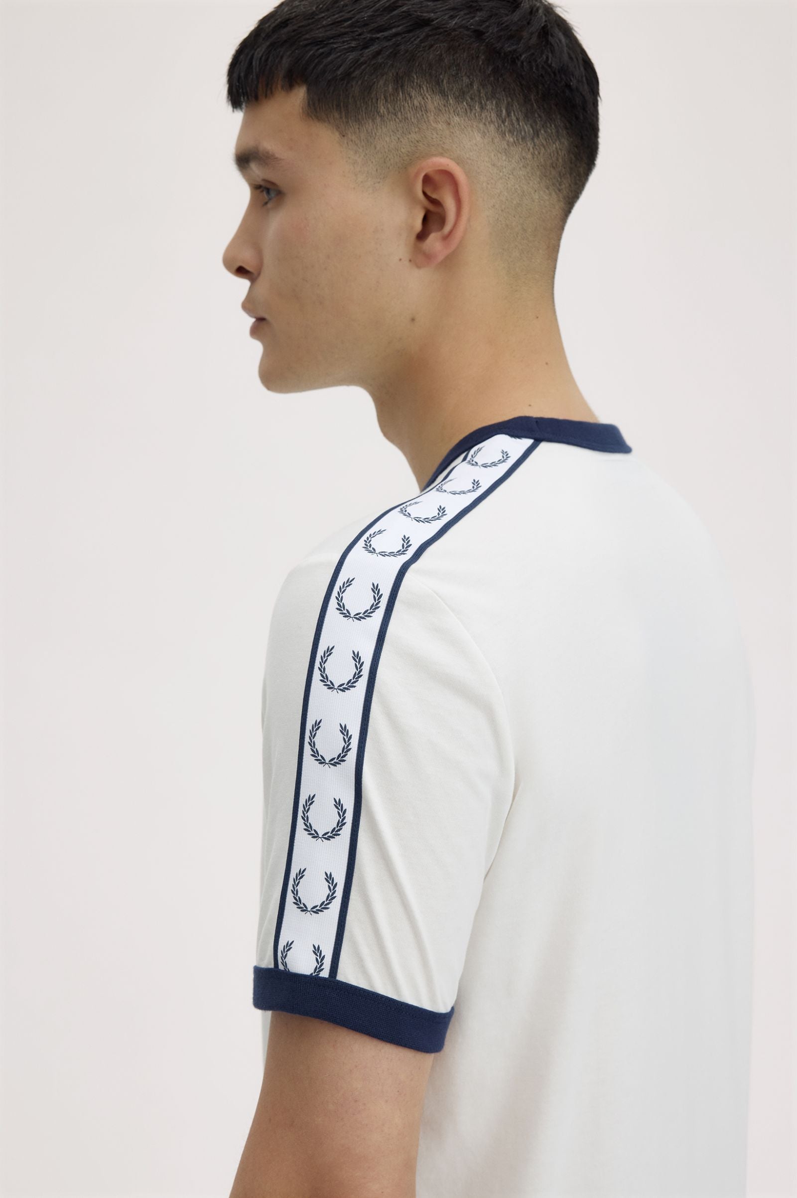 Fred Perry M4620 Taped Ringer T-Shirt - 129 Snow White