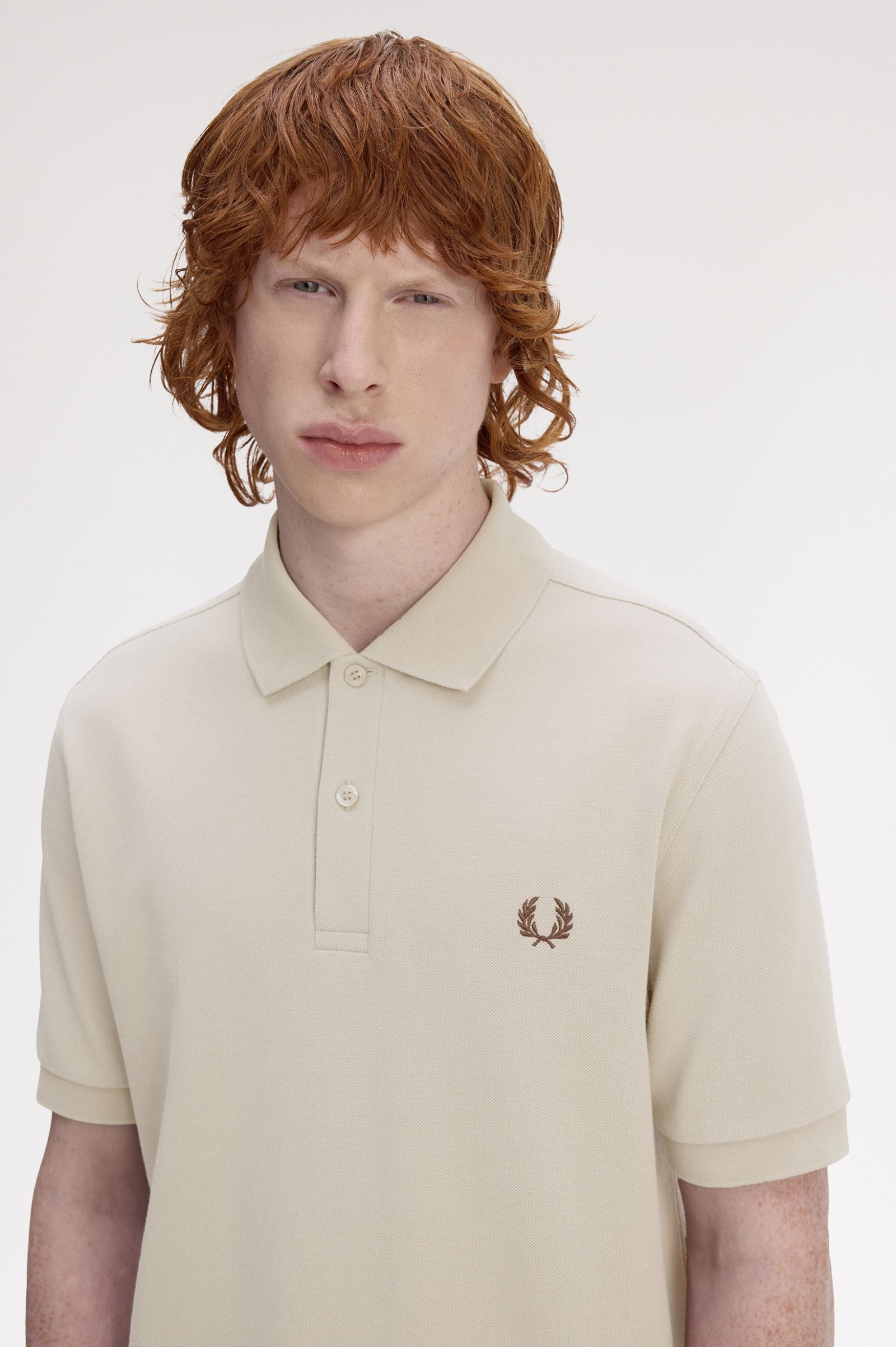 Fred Perry M6000 The Fred Perry Polo Shirt - Z87 Warm Oat/Burnt Tobacco
