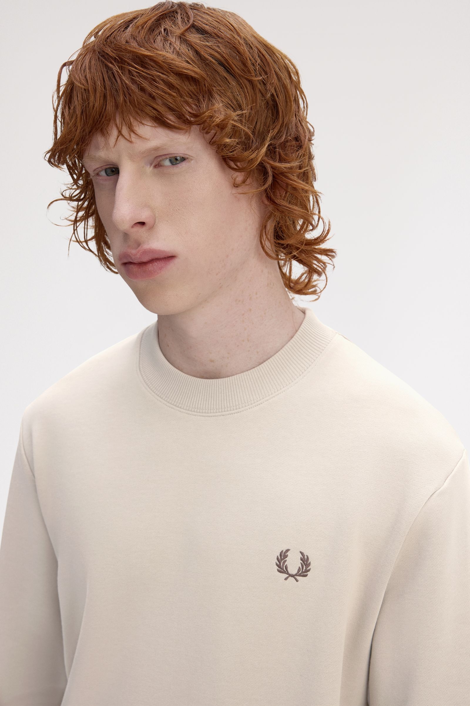 Fred Perry M7535 Crewneck Sweatshirt - 50A Warm Oat/Court Green/Burnt Tobacco