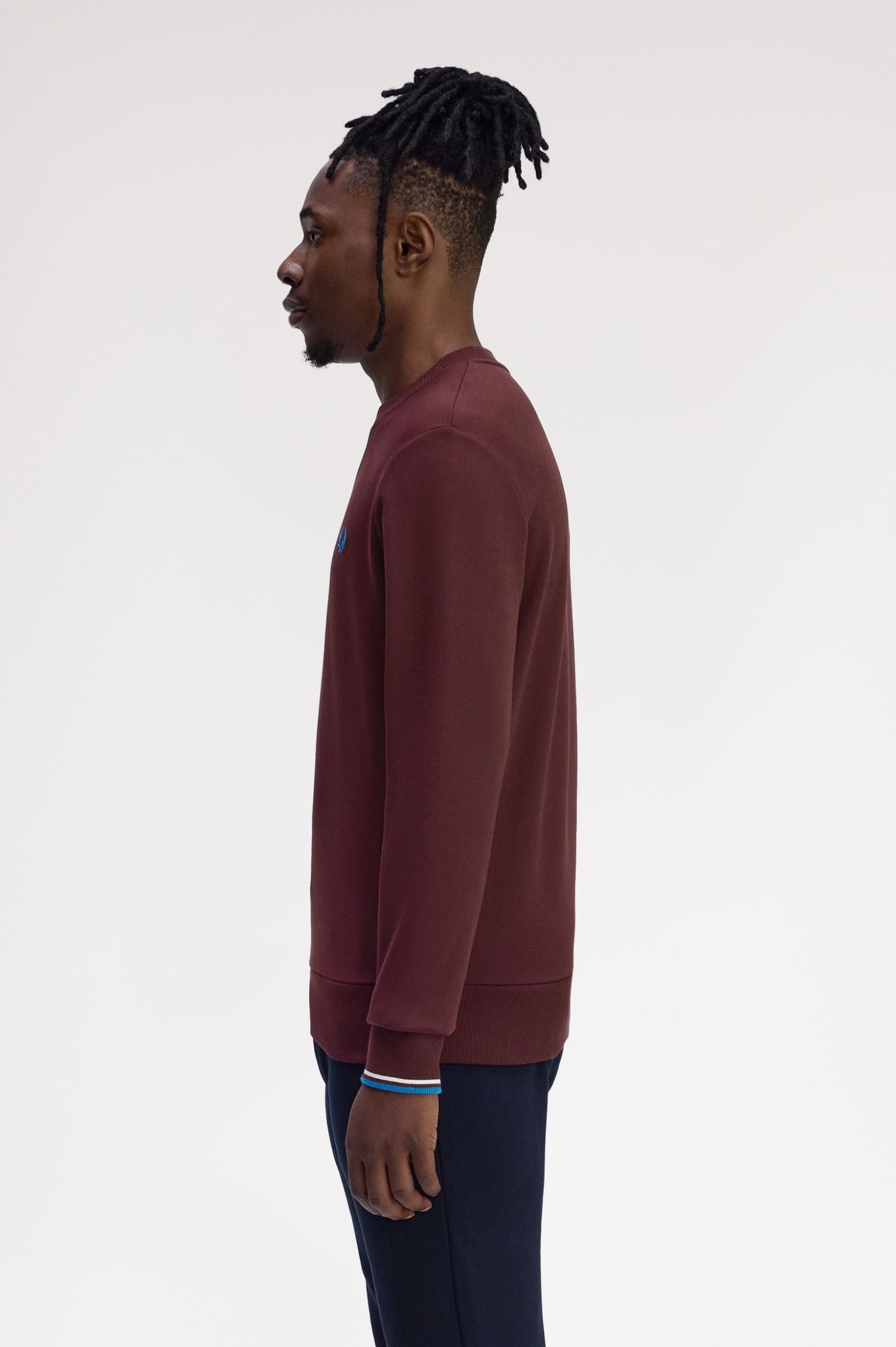 Fred Perry M7535 Crew Neck Sweatshirt - Z63 Oxblood/Ecru