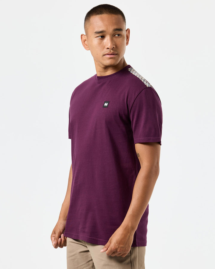 Weekend Offender Diaz T-shirt Acaiberry/Midhousecheck
