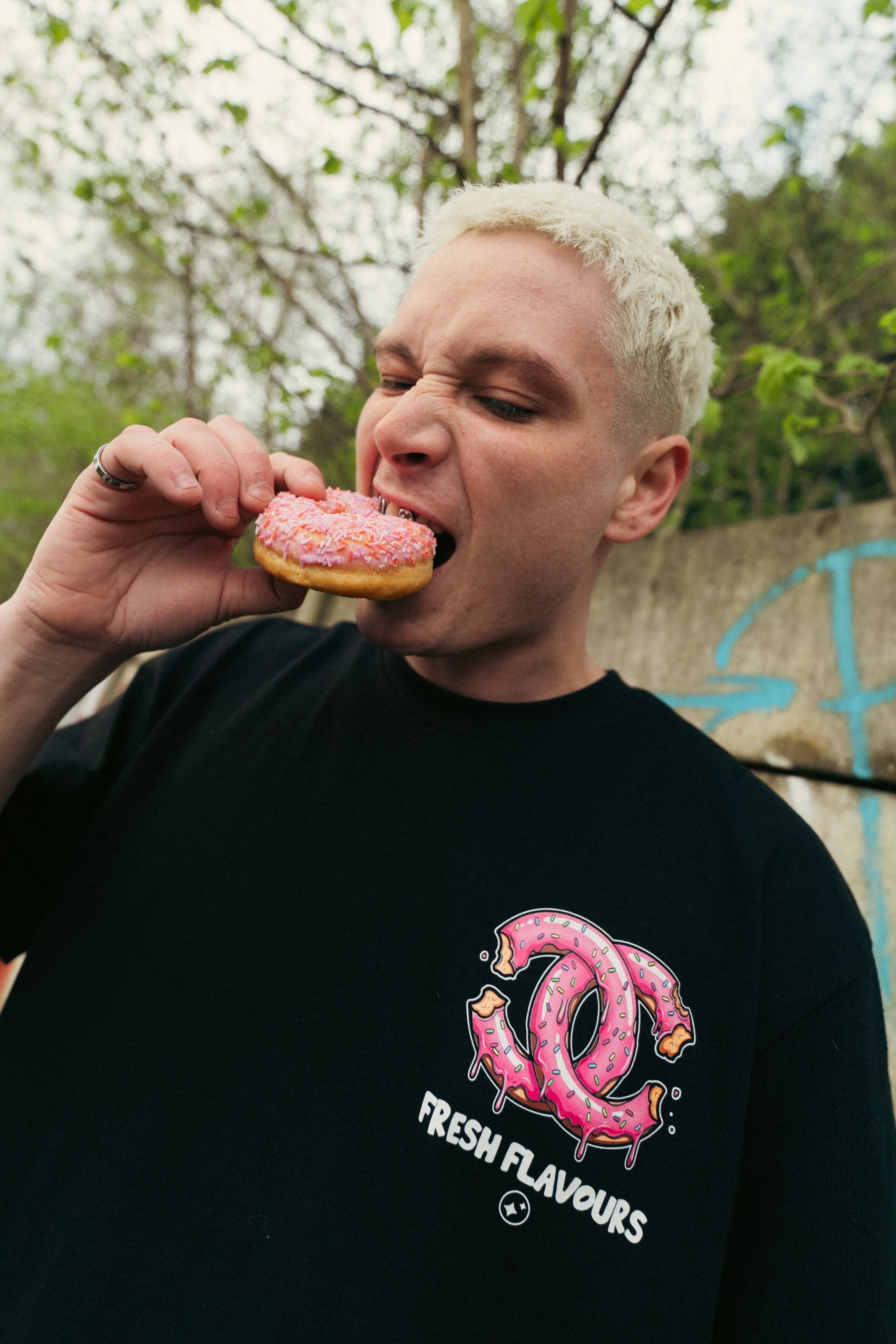 Fresh Flavours Chomp T-Shirt - Black