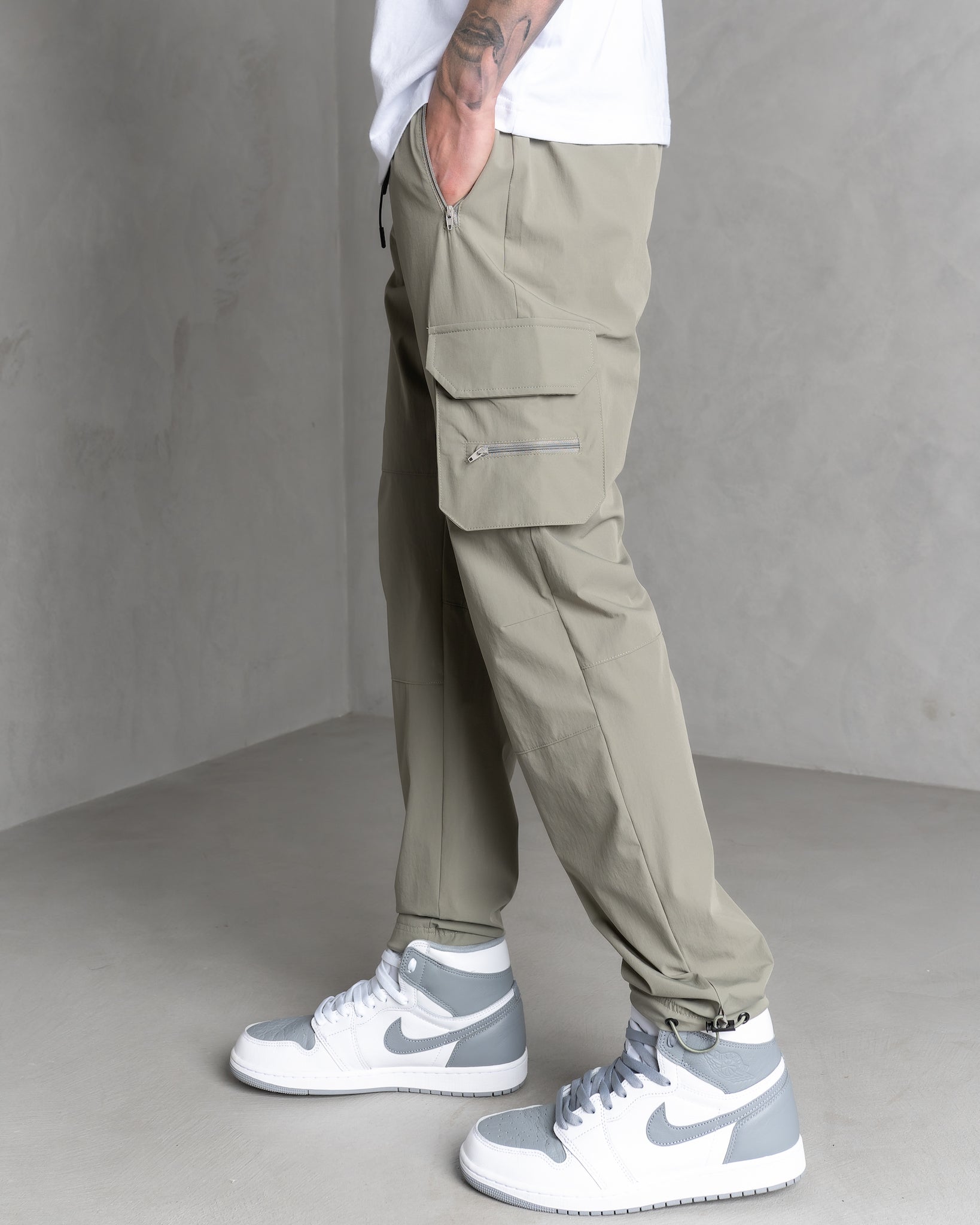 Syenti Technical Cargo Pant Stone Grey