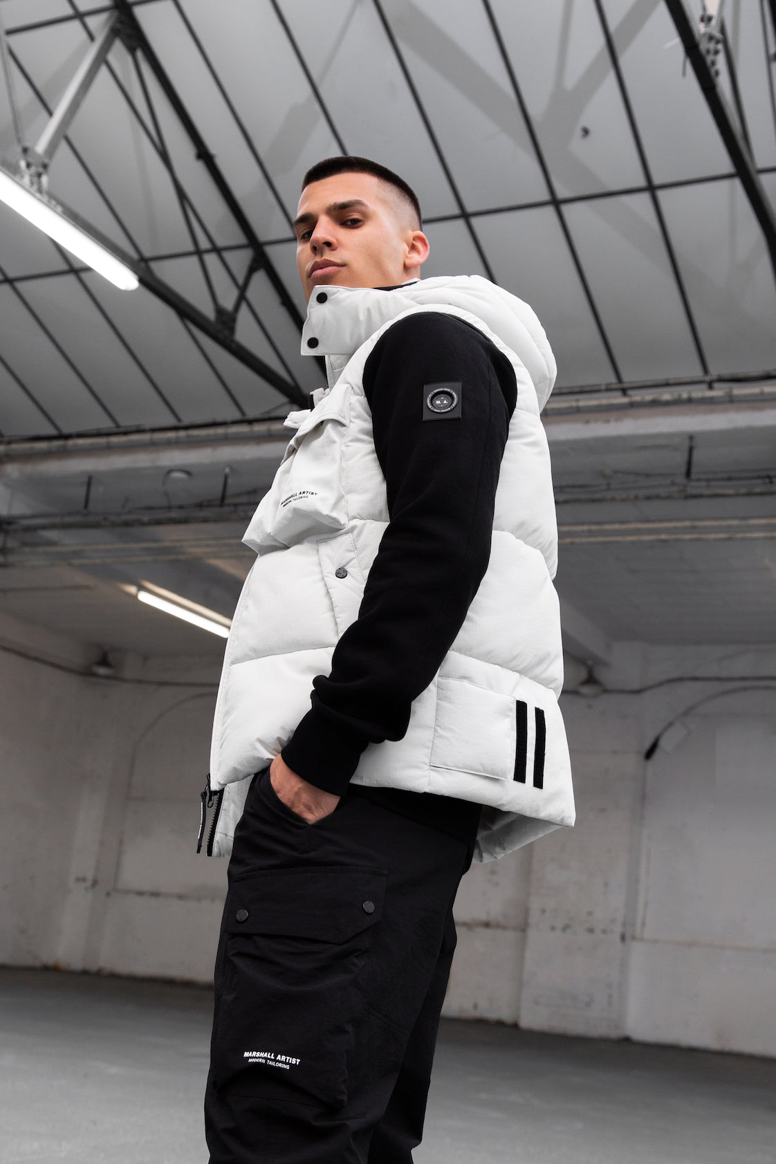 Marshall Artist Multi Pocket Gilet Bone White