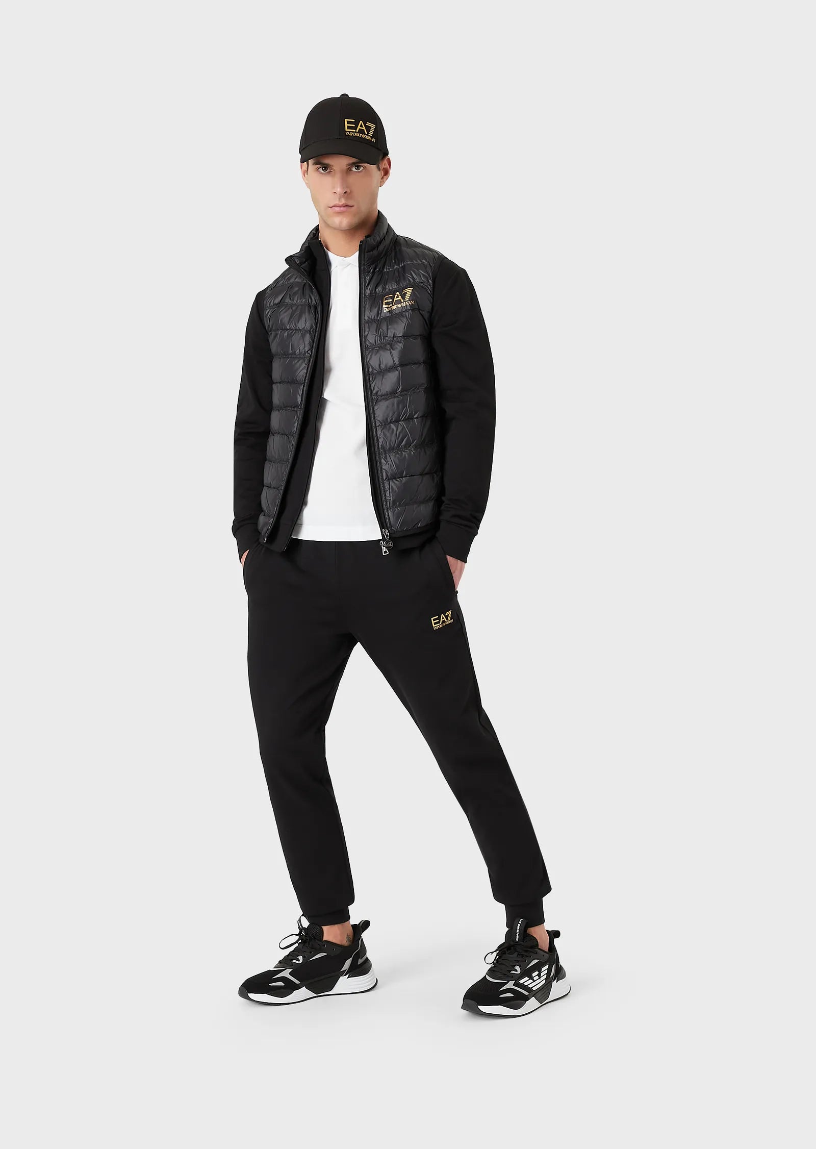 Emporio Armani EA7 8Npq01 Core Gilet Black/Gold